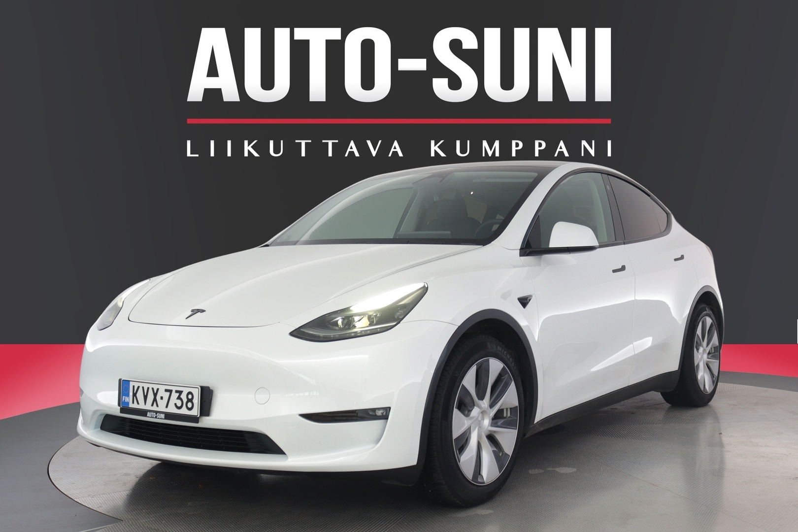 TESLA Model Y 2023