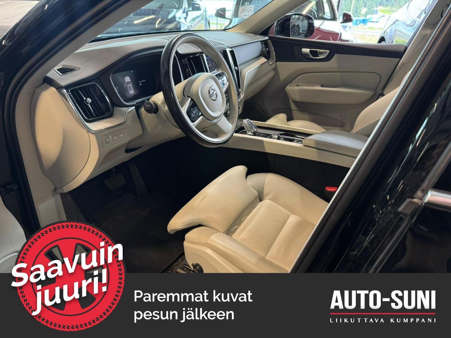 VOLVO XC60 2022
