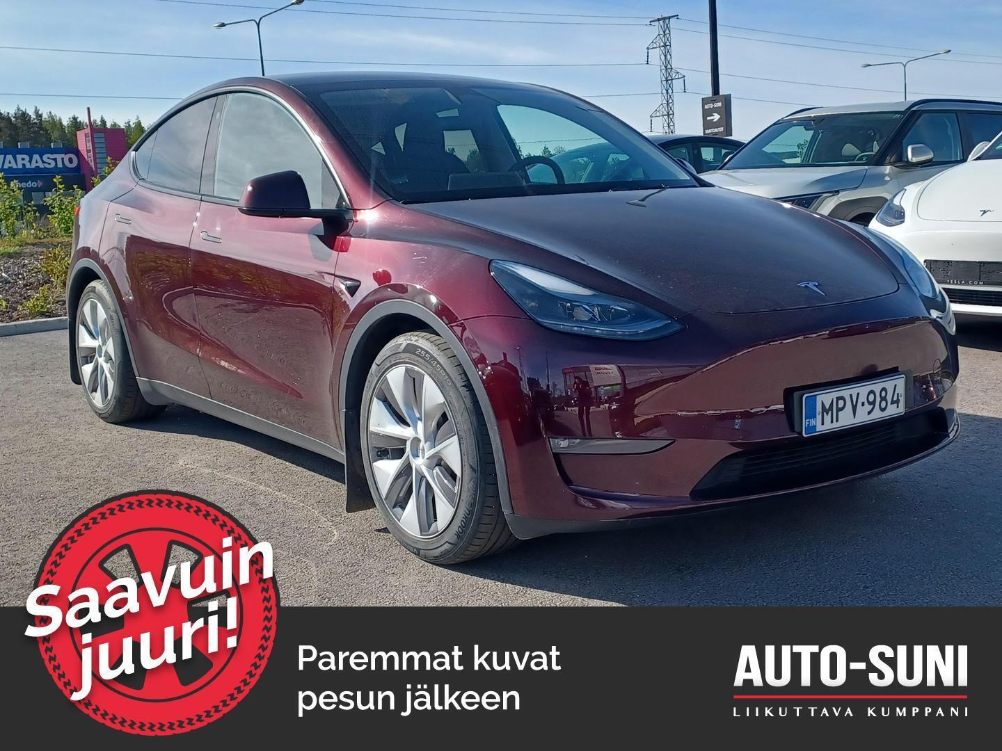 TESLA Model Y 2023