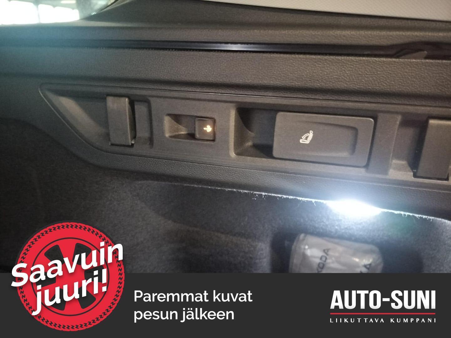 SKODA Superb 2025