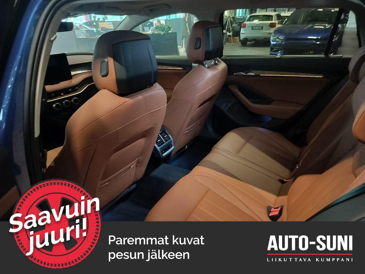 SKODA Superb 2025