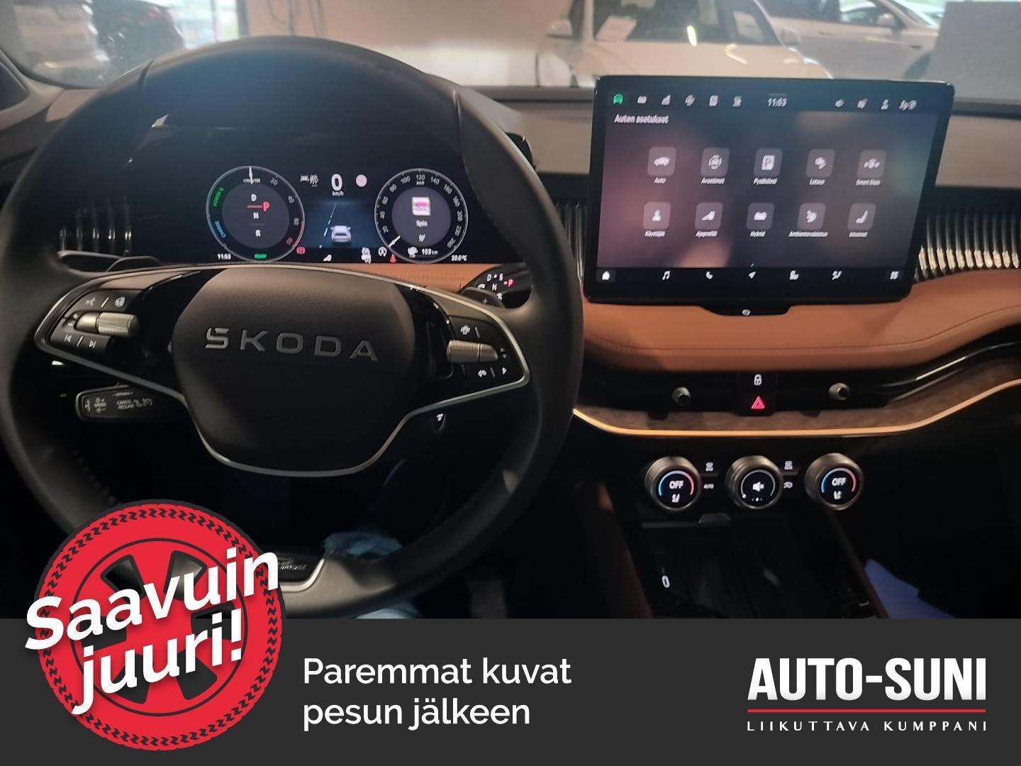 SKODA Superb 2025