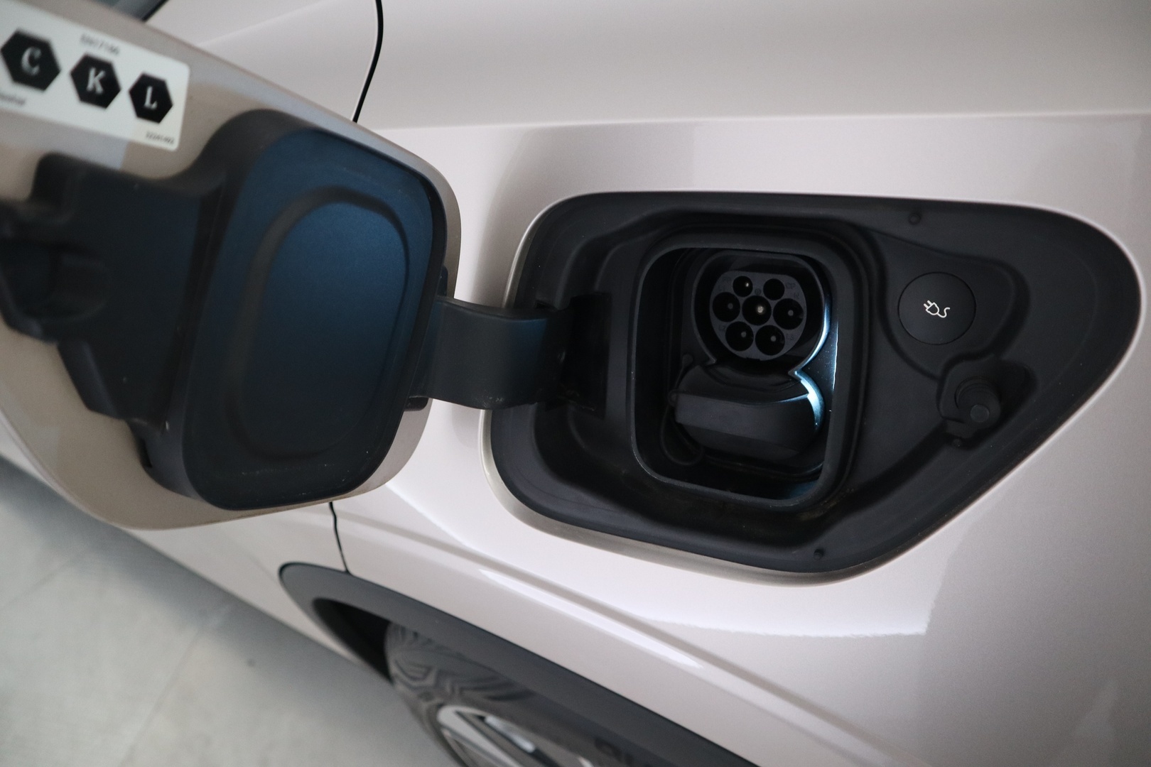 POLESTAR 2 2023