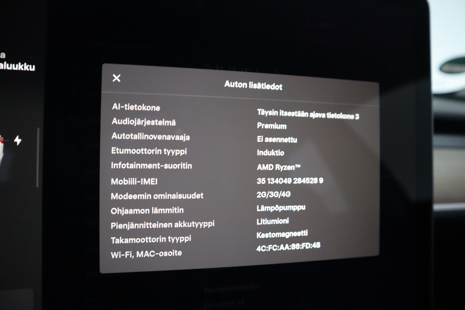 TESLA Model 3 2023