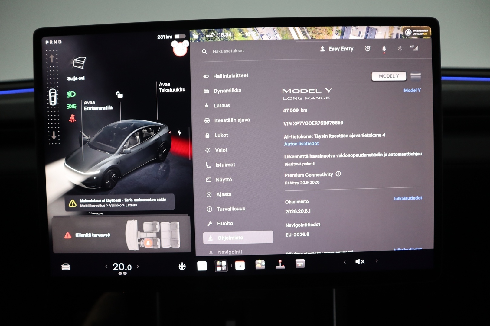 TESLA Model Y 17