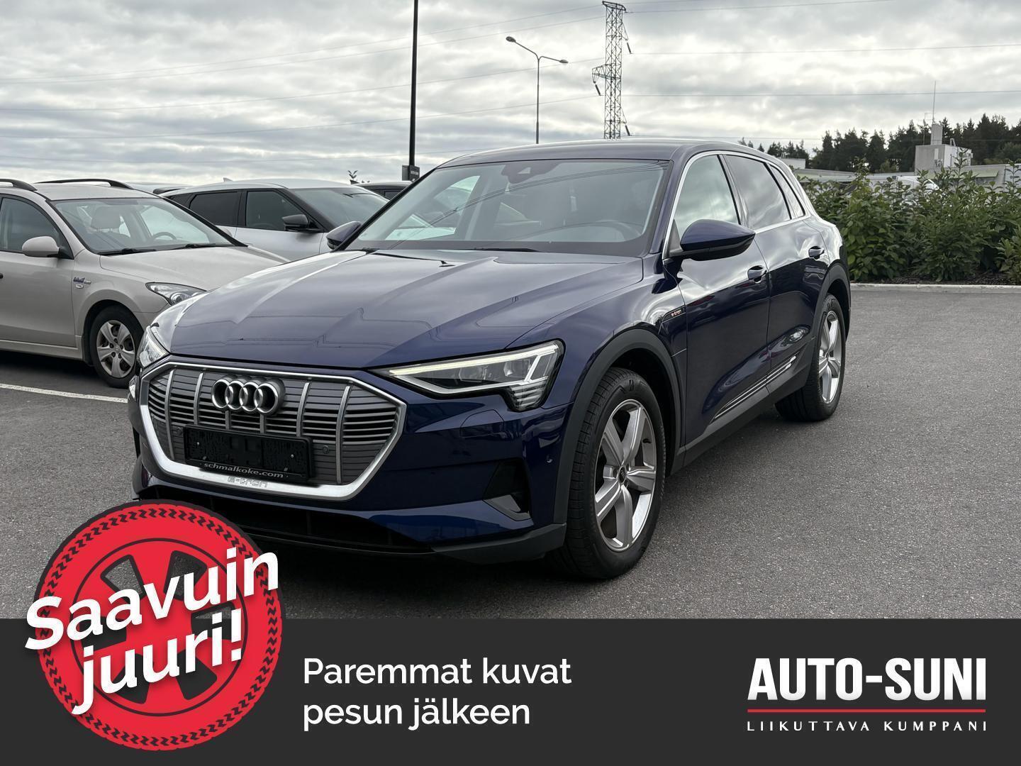 AUDI e-tron 2022