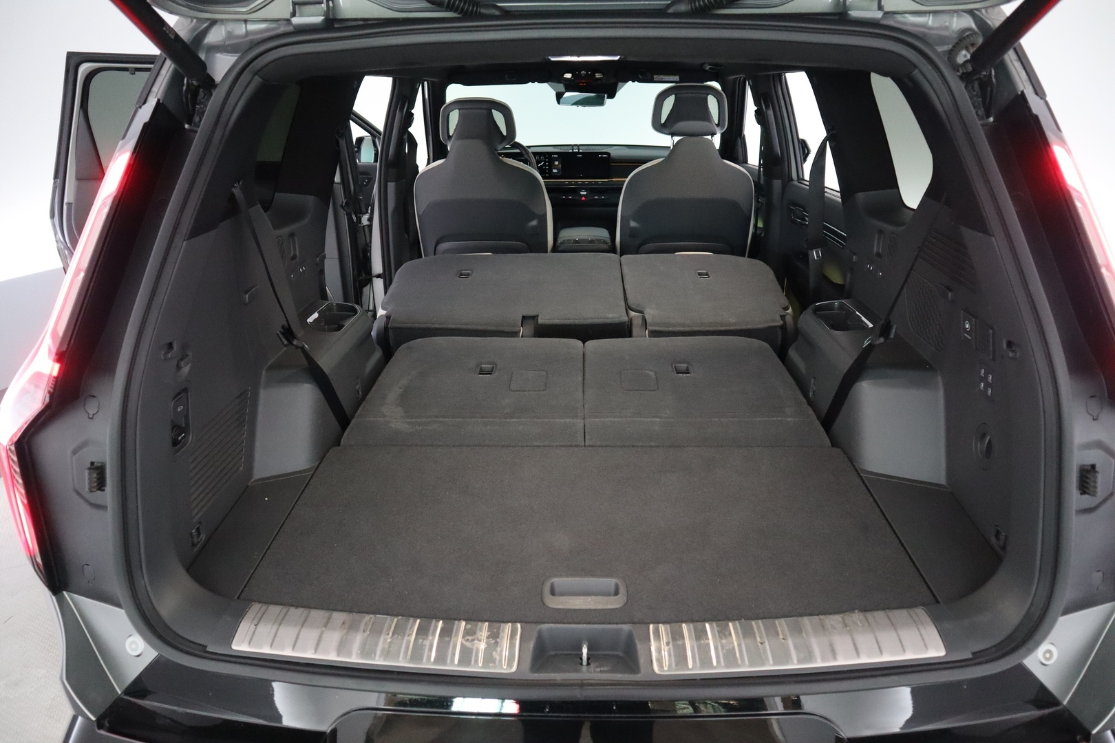 KIA EV9 33