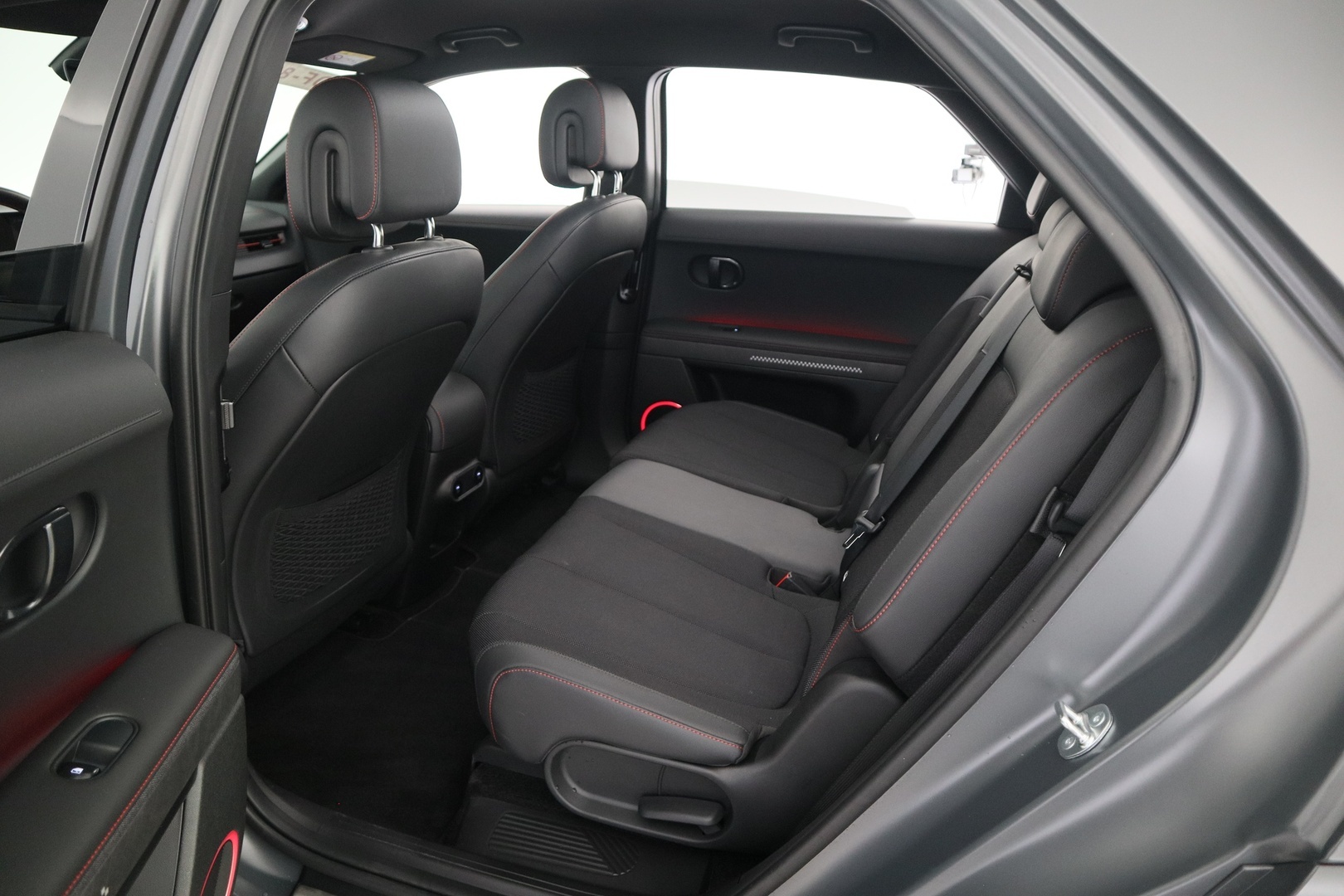HYUNDAI IONIQ 5 12