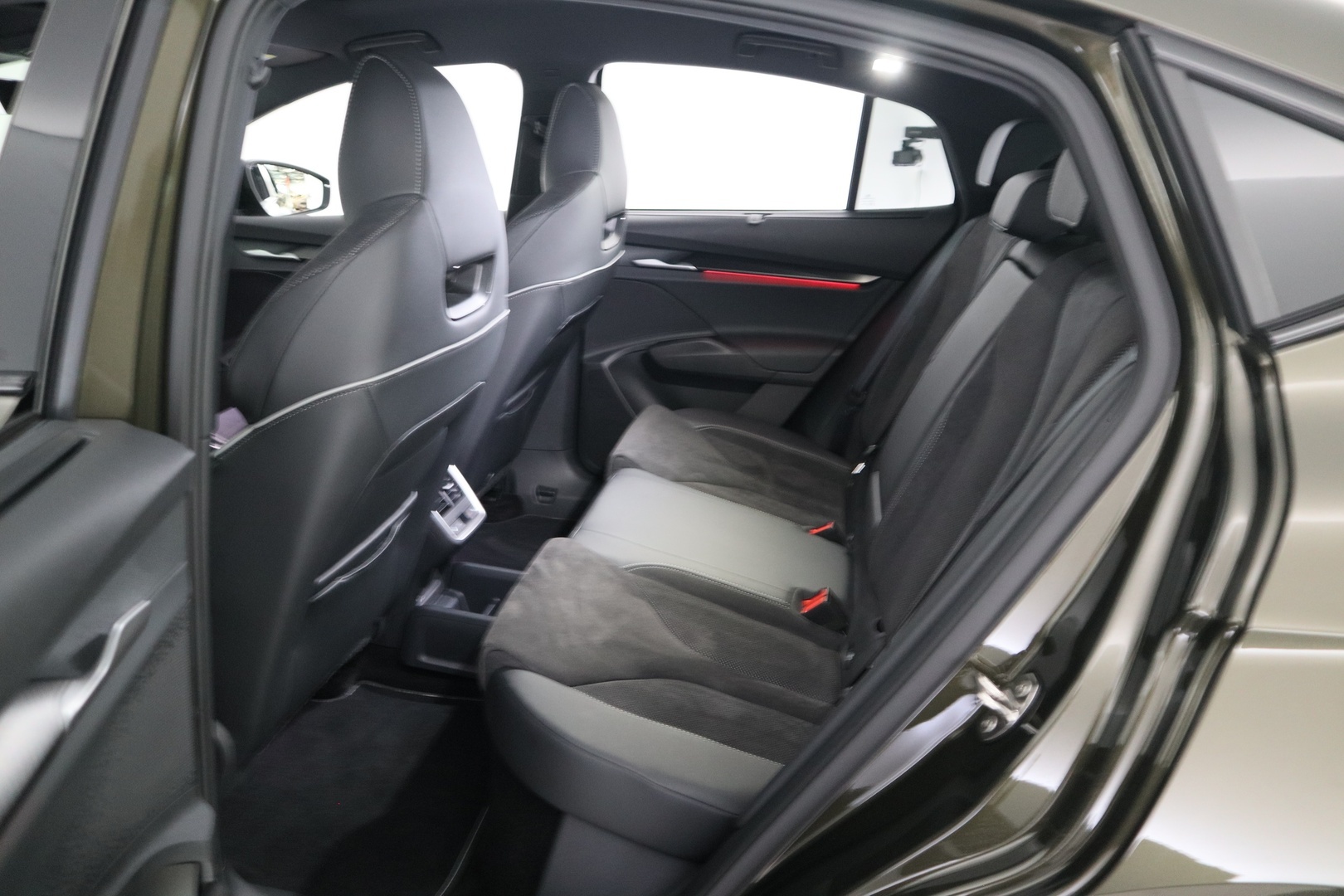 SKODA Enyaq 12