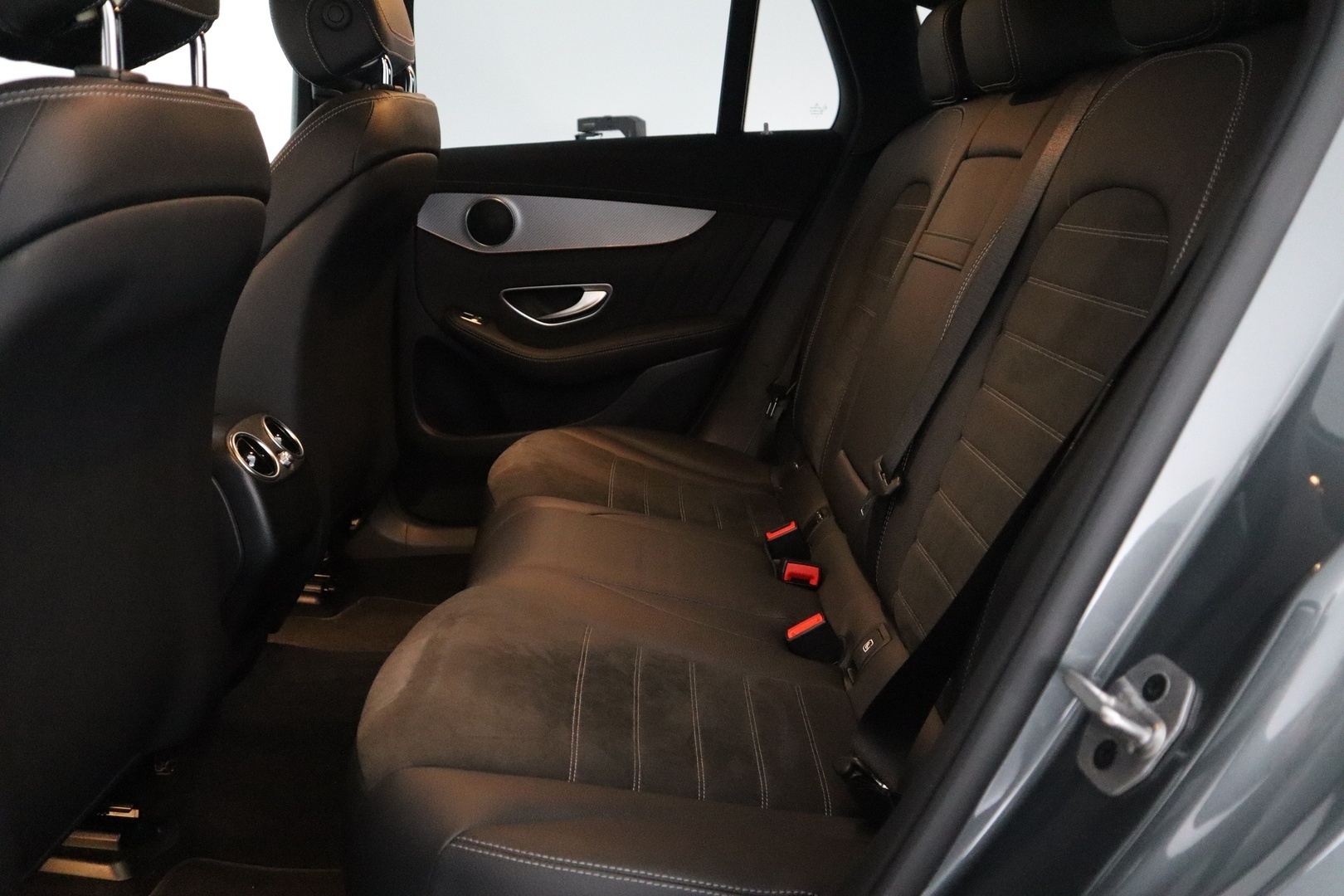 MERCEDES-BENZ EQC 2023