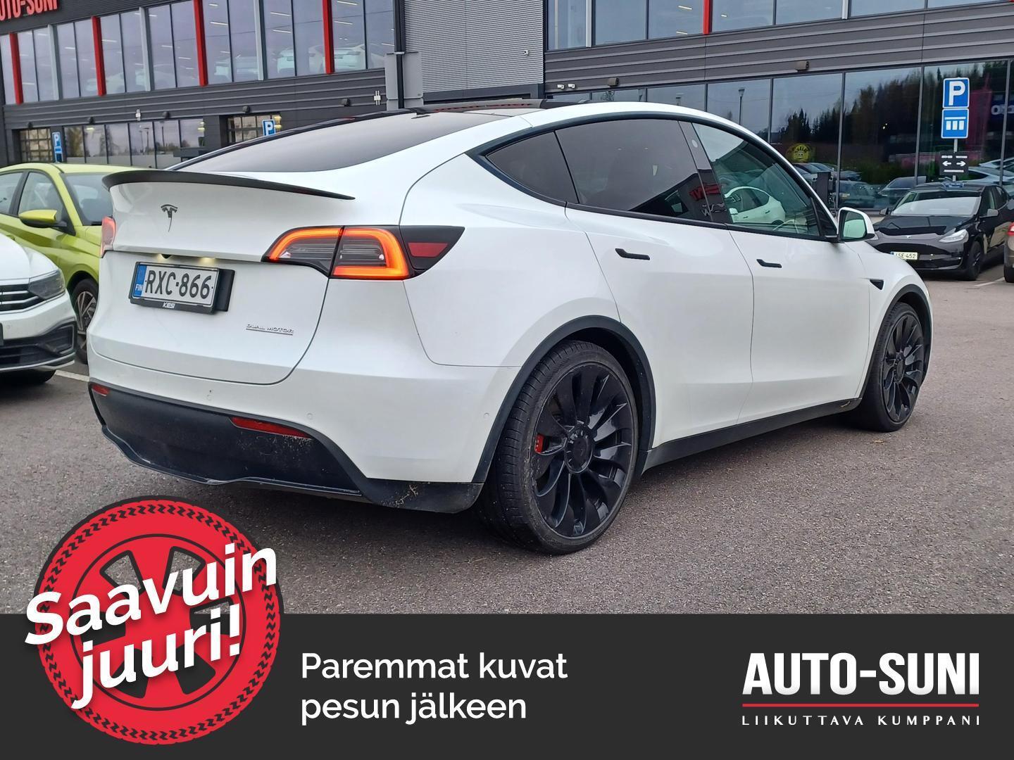 TESLA Model Y 2022