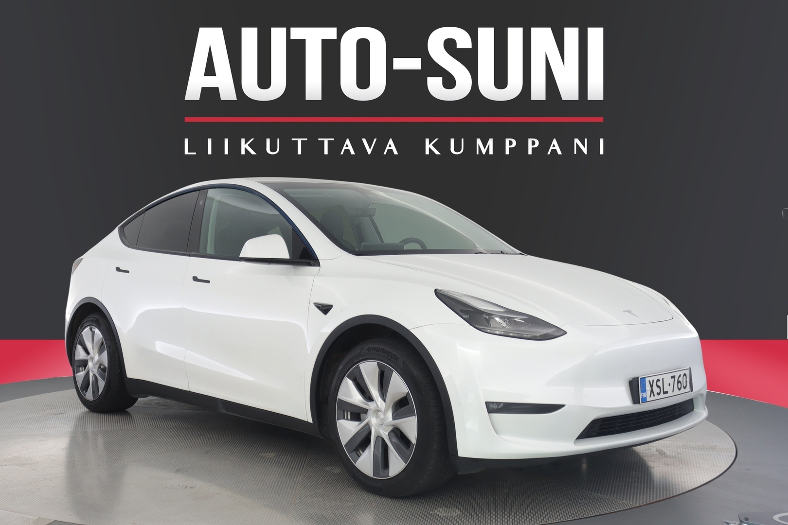 TESLA Model Y 2024
