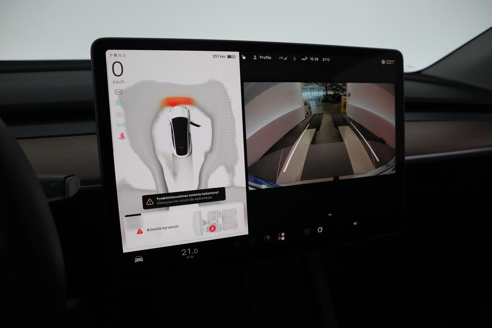 TESLA Model Y 2024