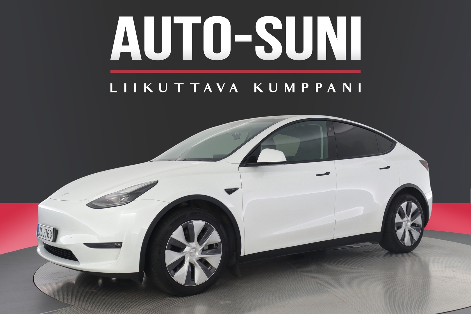 TESLA Model Y 2024