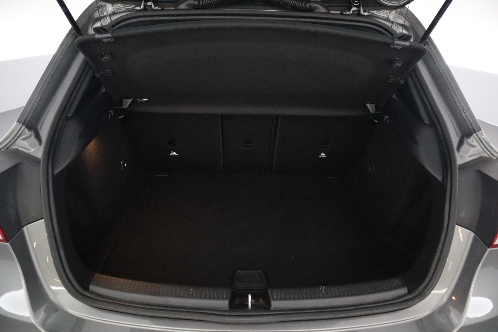 MERCEDES-BENZ A 2019