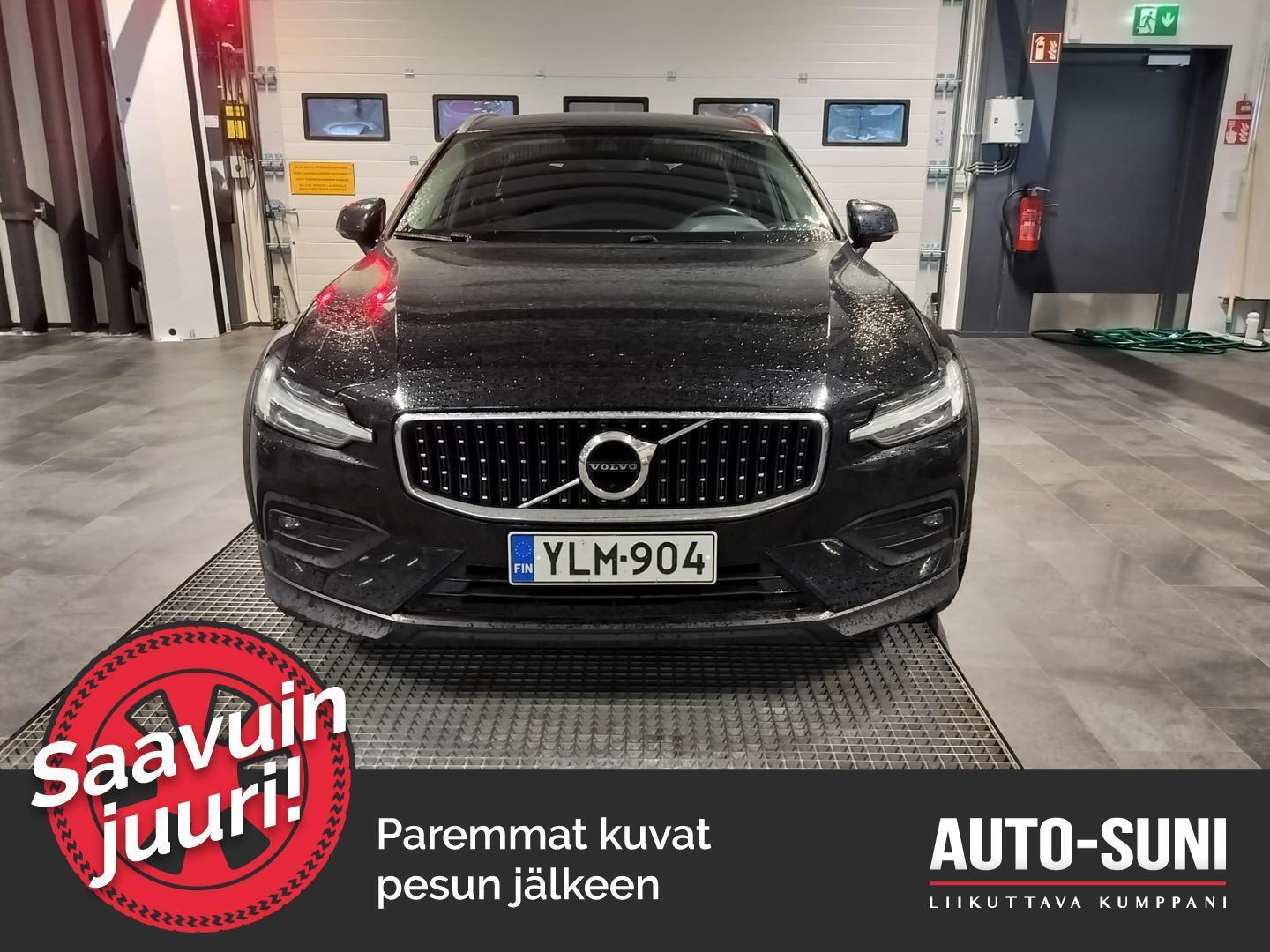 VOLVO V60 Cross Country 2021