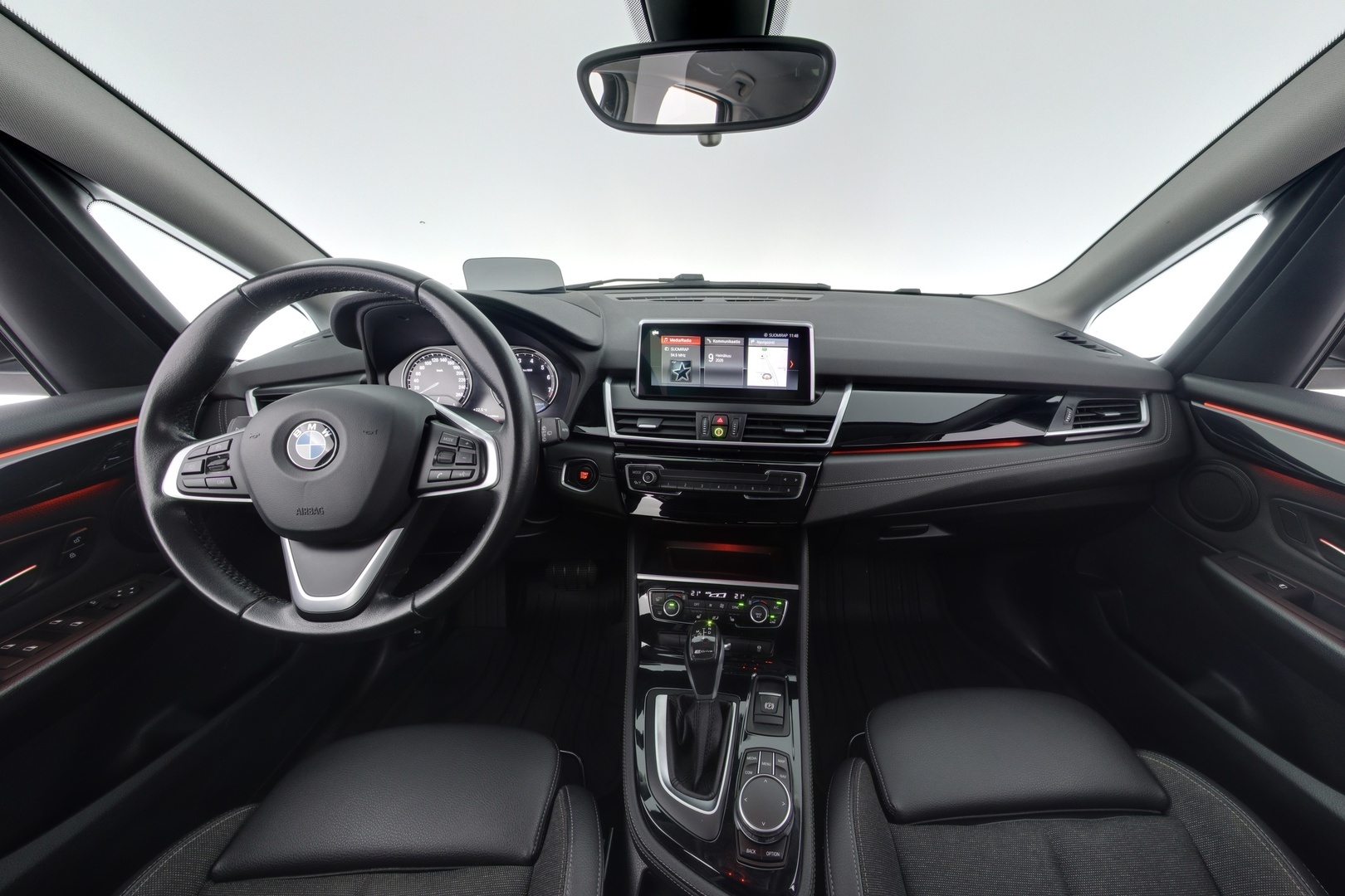 BMW 225 2019