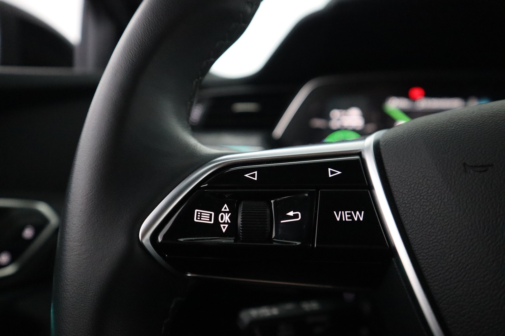 AUDI Q8 e-tron 2024