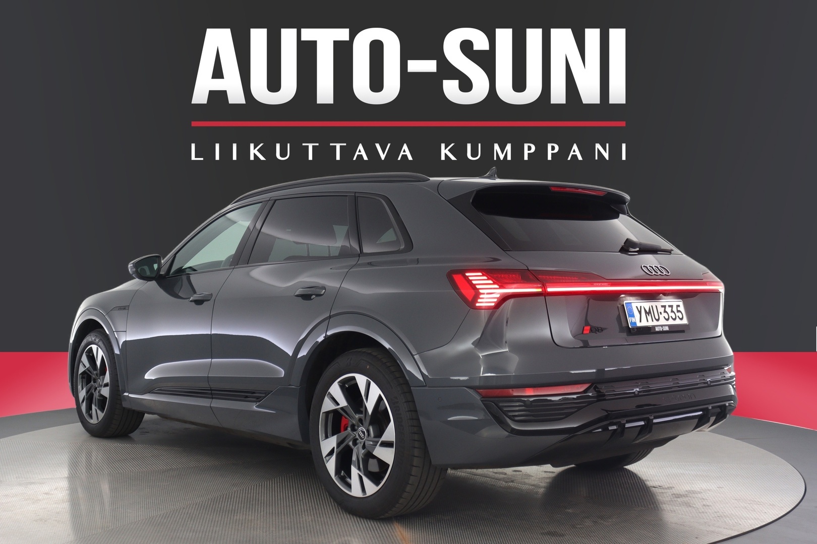 AUDI Q8 e-tron 2024