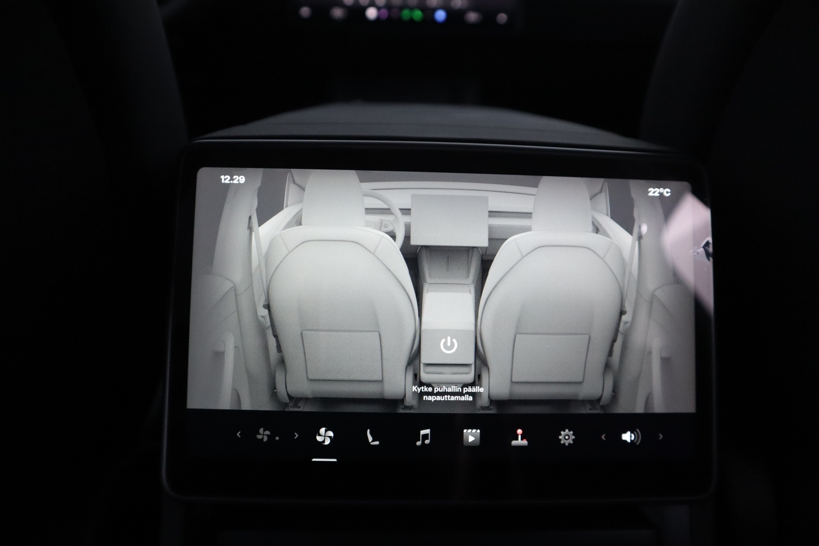 TESLA Model Y 2025