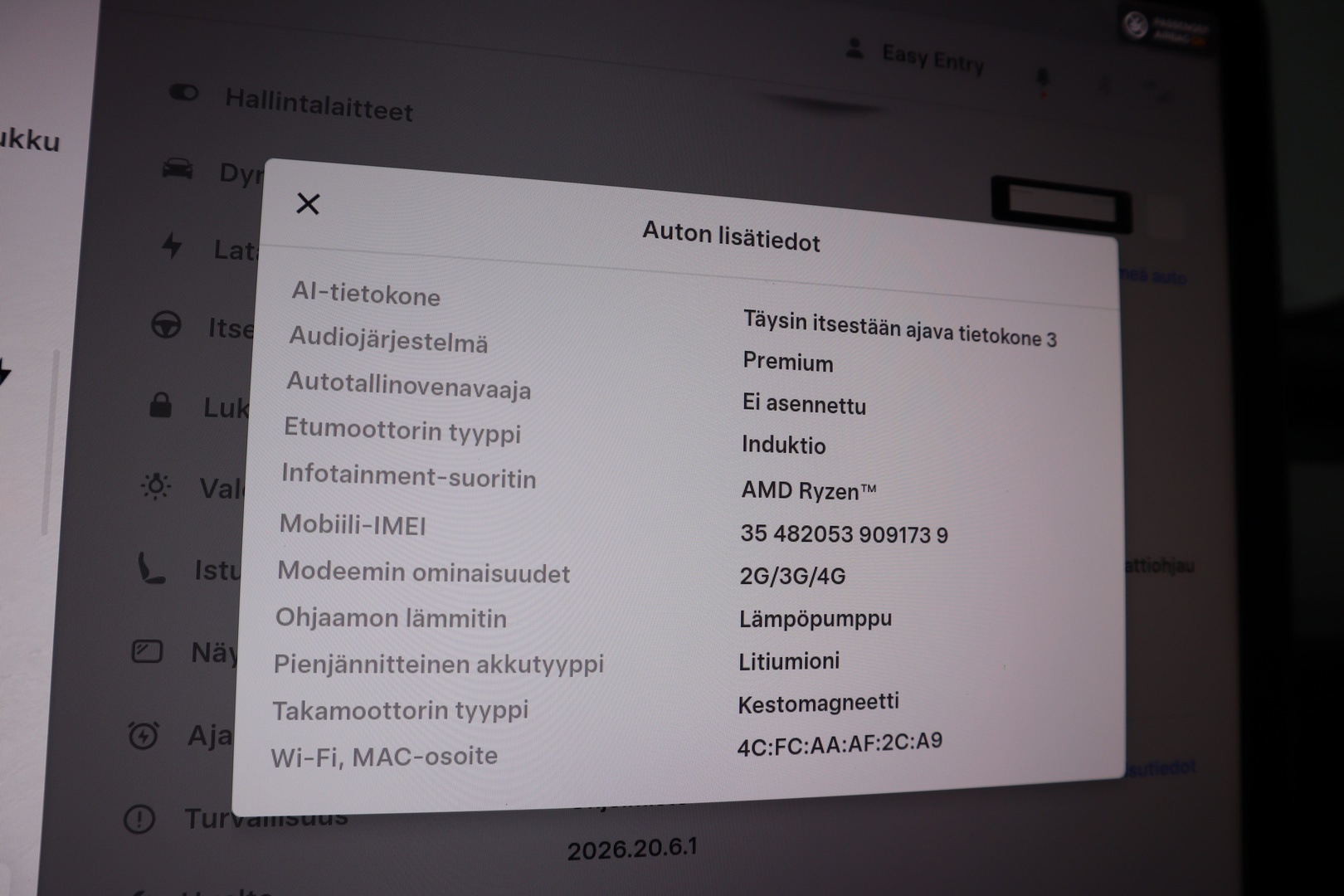 TESLA Model Y 2024