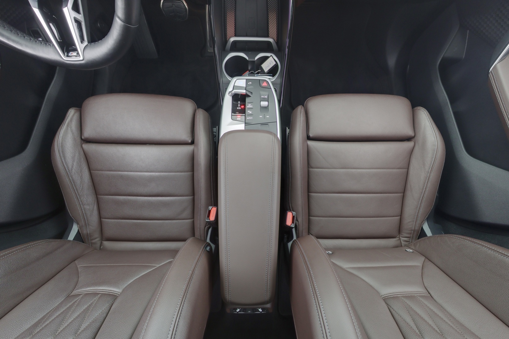 BMW iX1 9