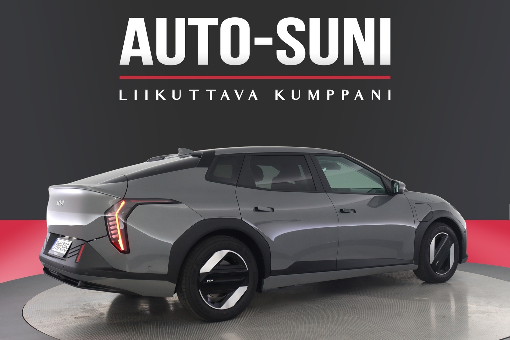 KIA EV4 2026
