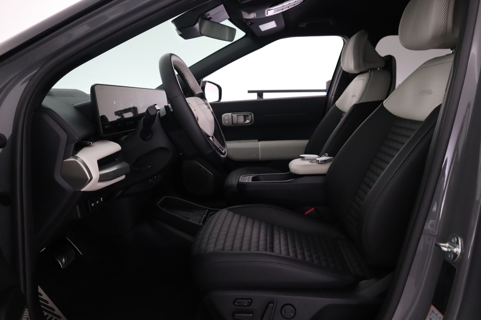 KIA EV4 2026