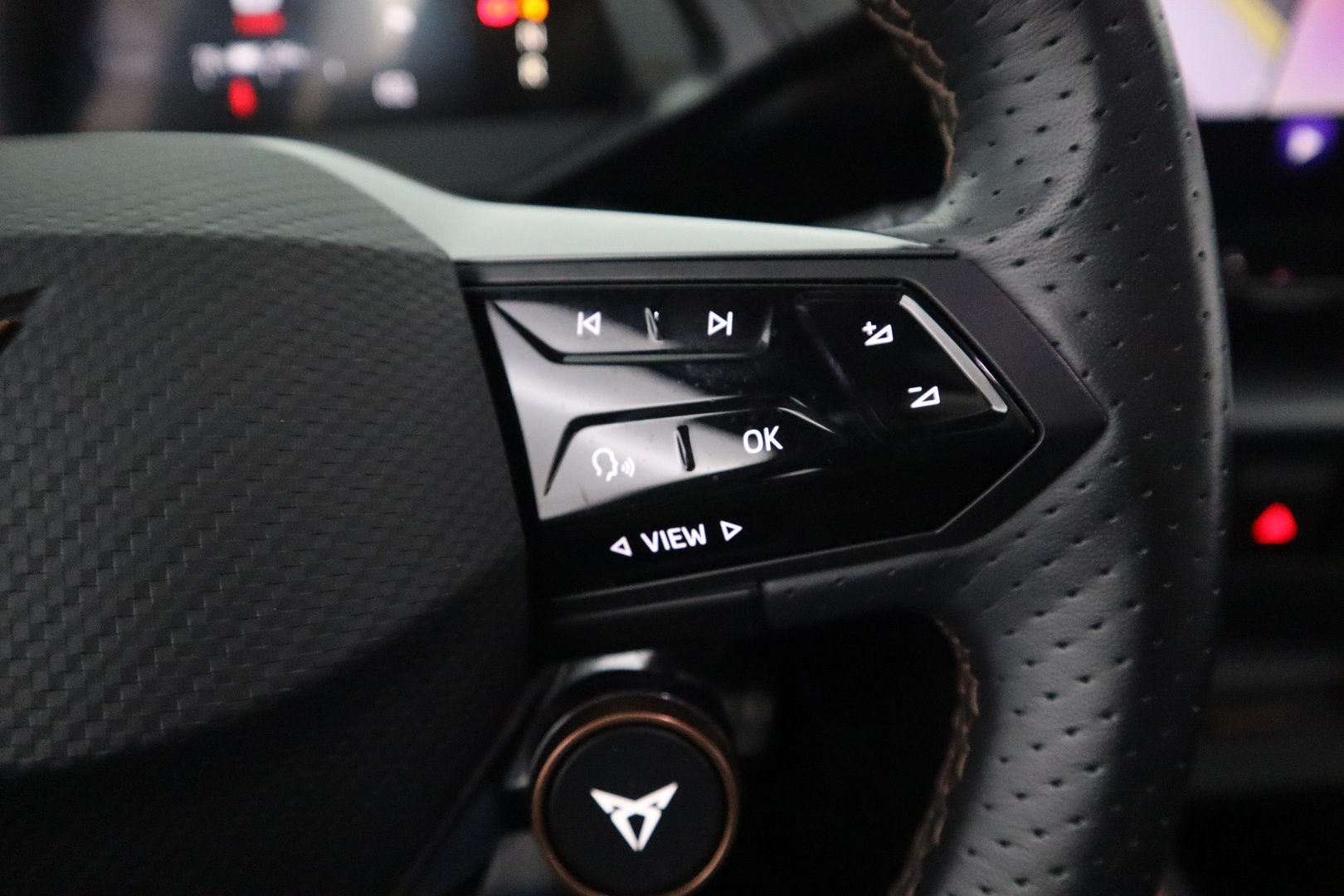CUPRA Born 2023
