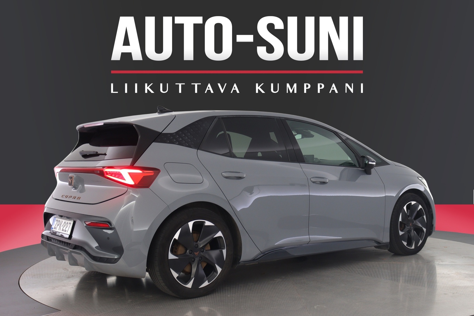 CUPRA Born 2023