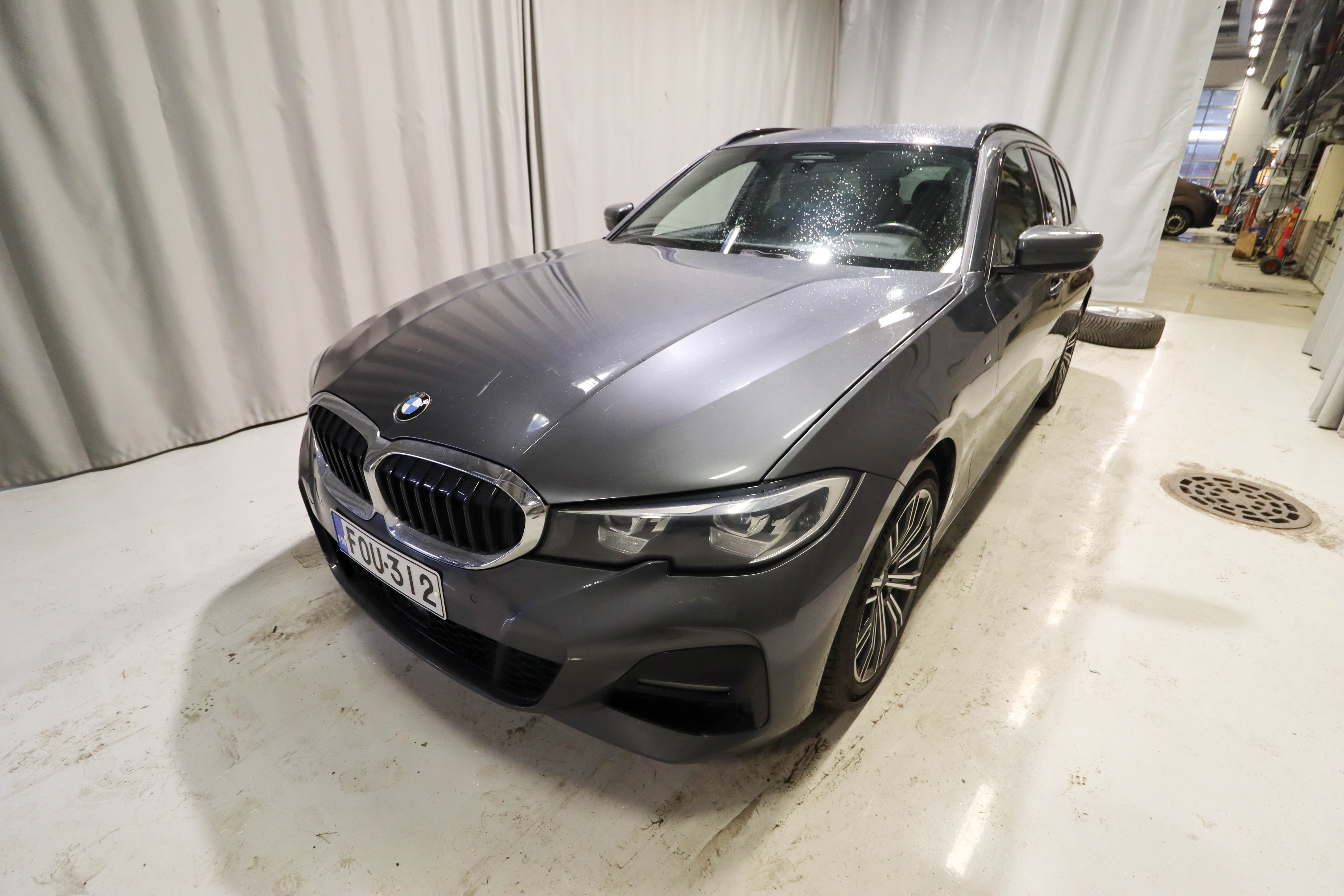 BMW 320 2021