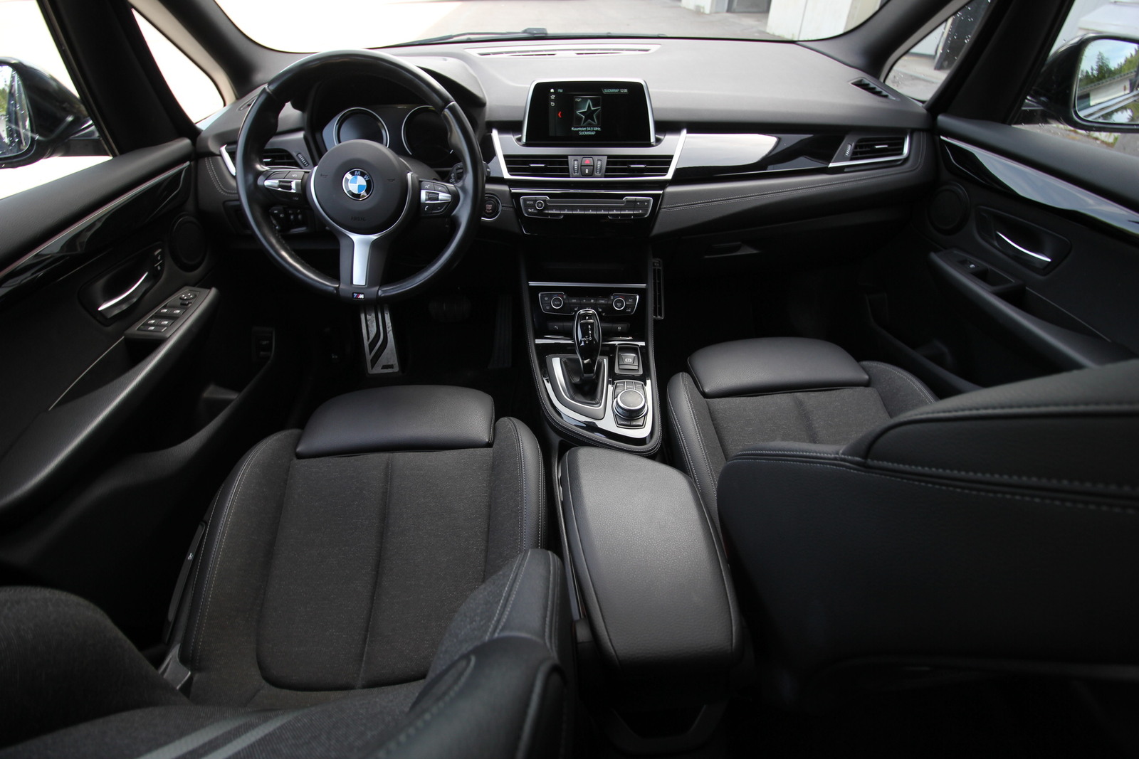 BMW 218 2023