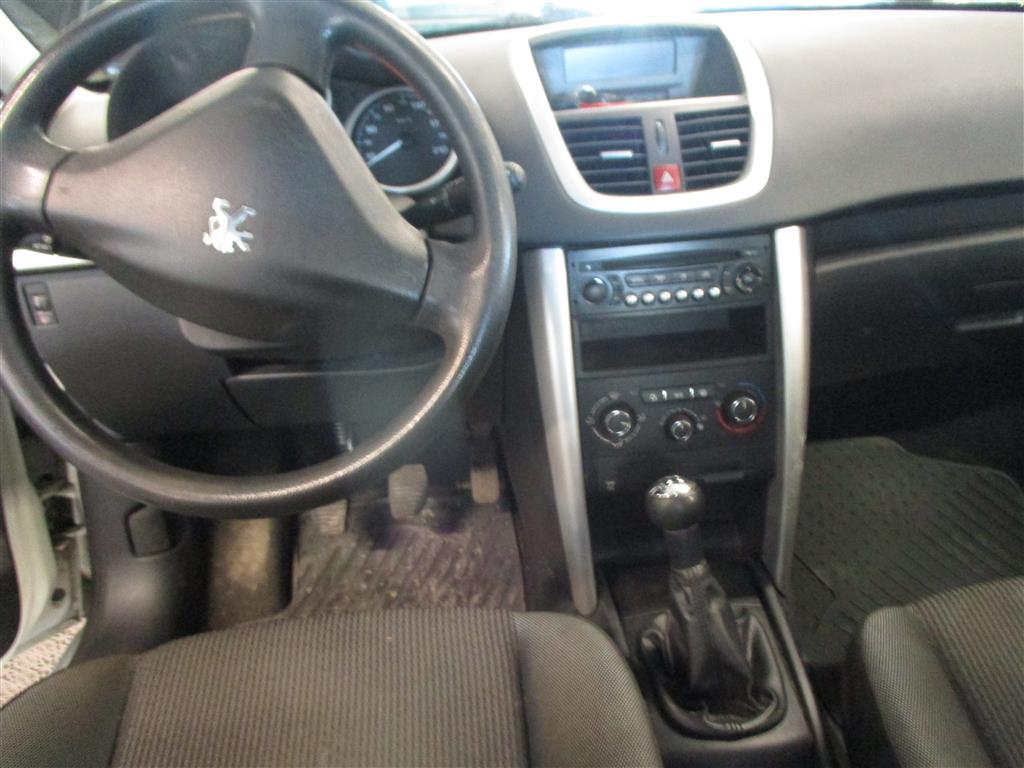 Peugeot 207 2012