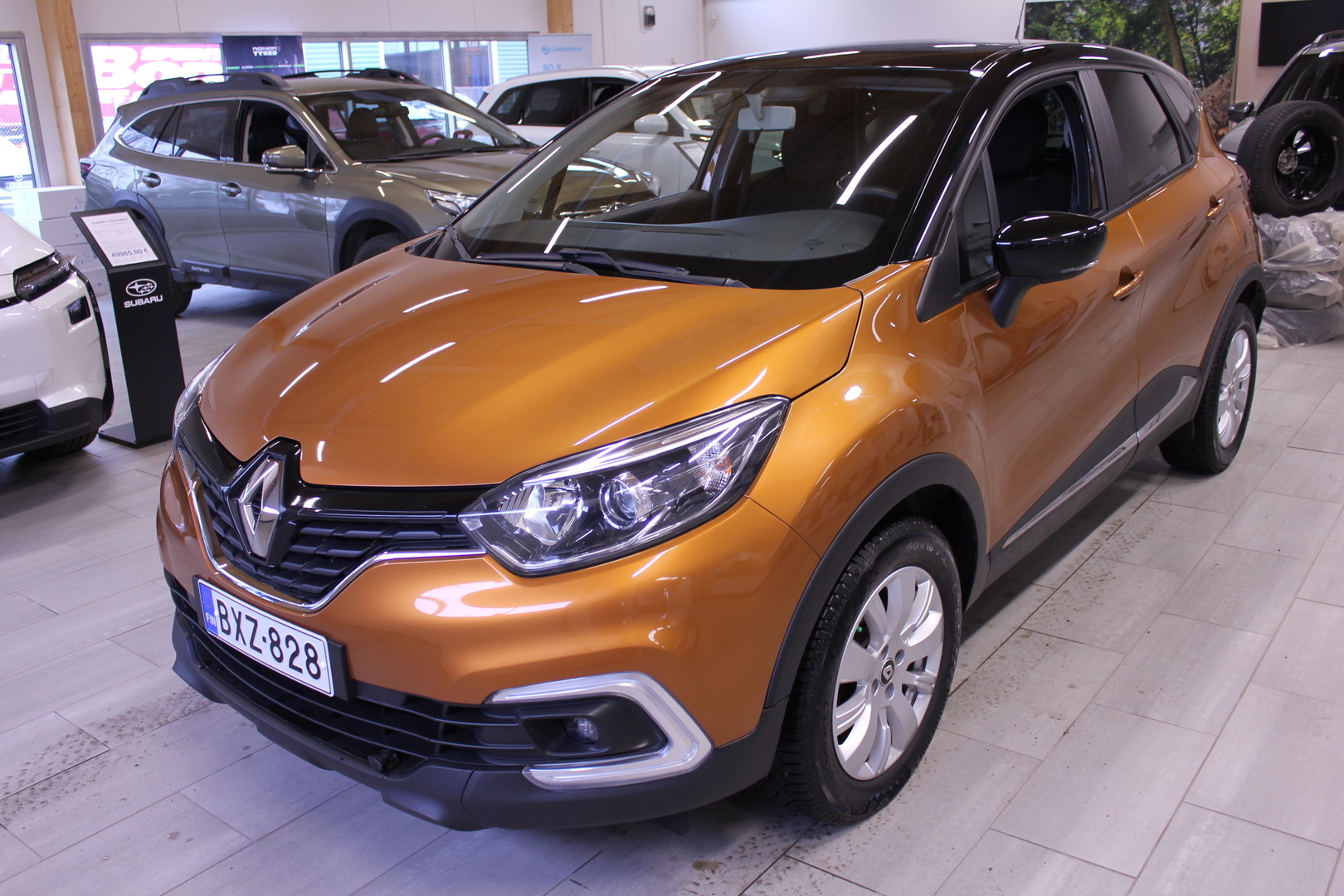RENAULT Captur 2019
