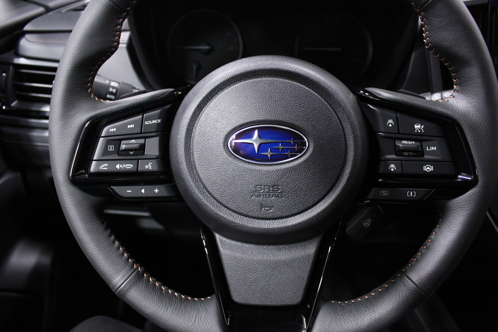 SUBARU Forester 2025