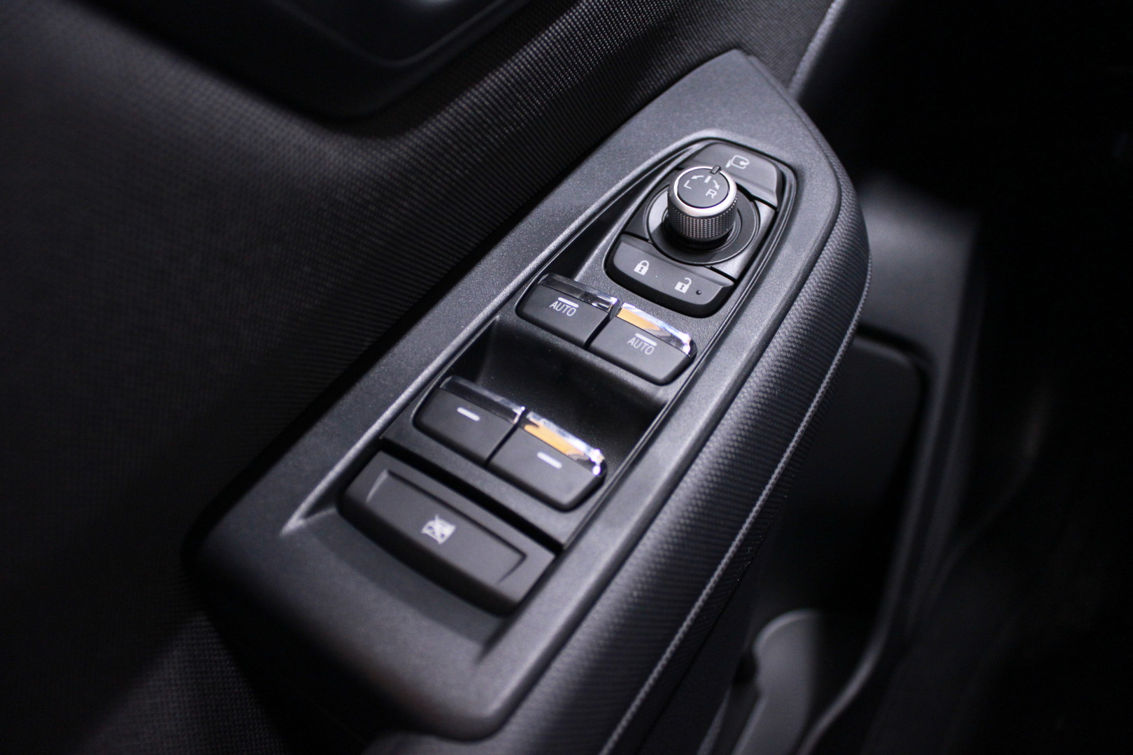 SUBARU FORESTER 2025