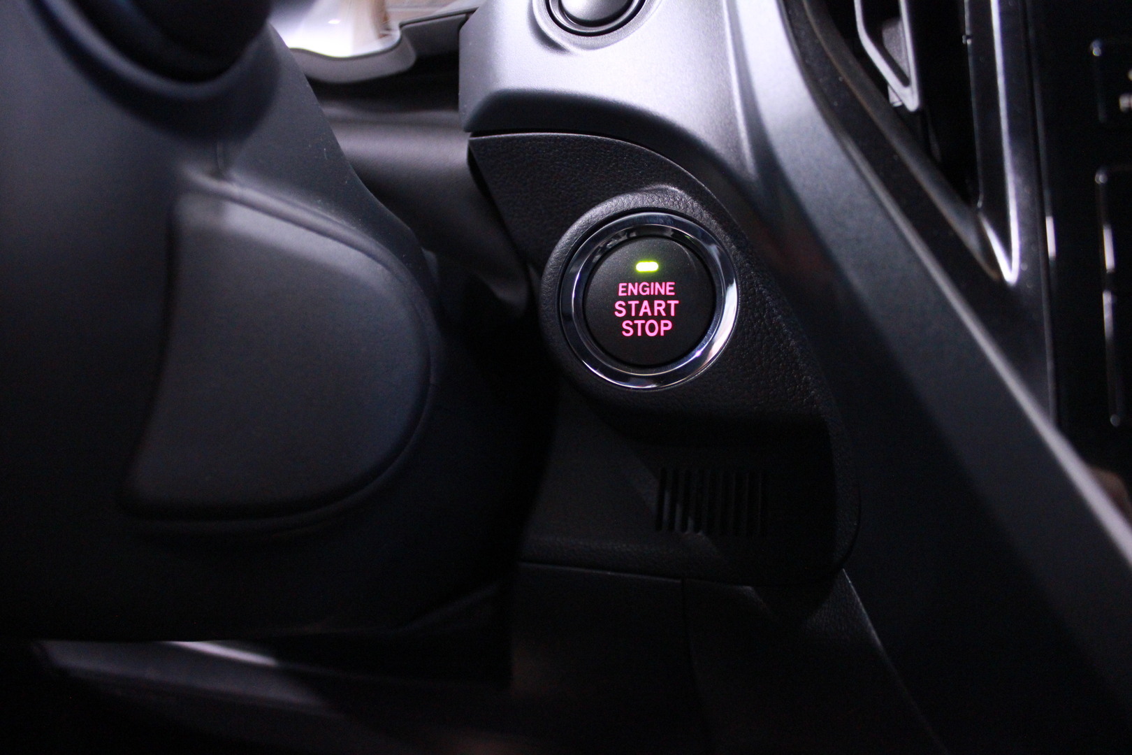 SUBARU FORESTER 2025