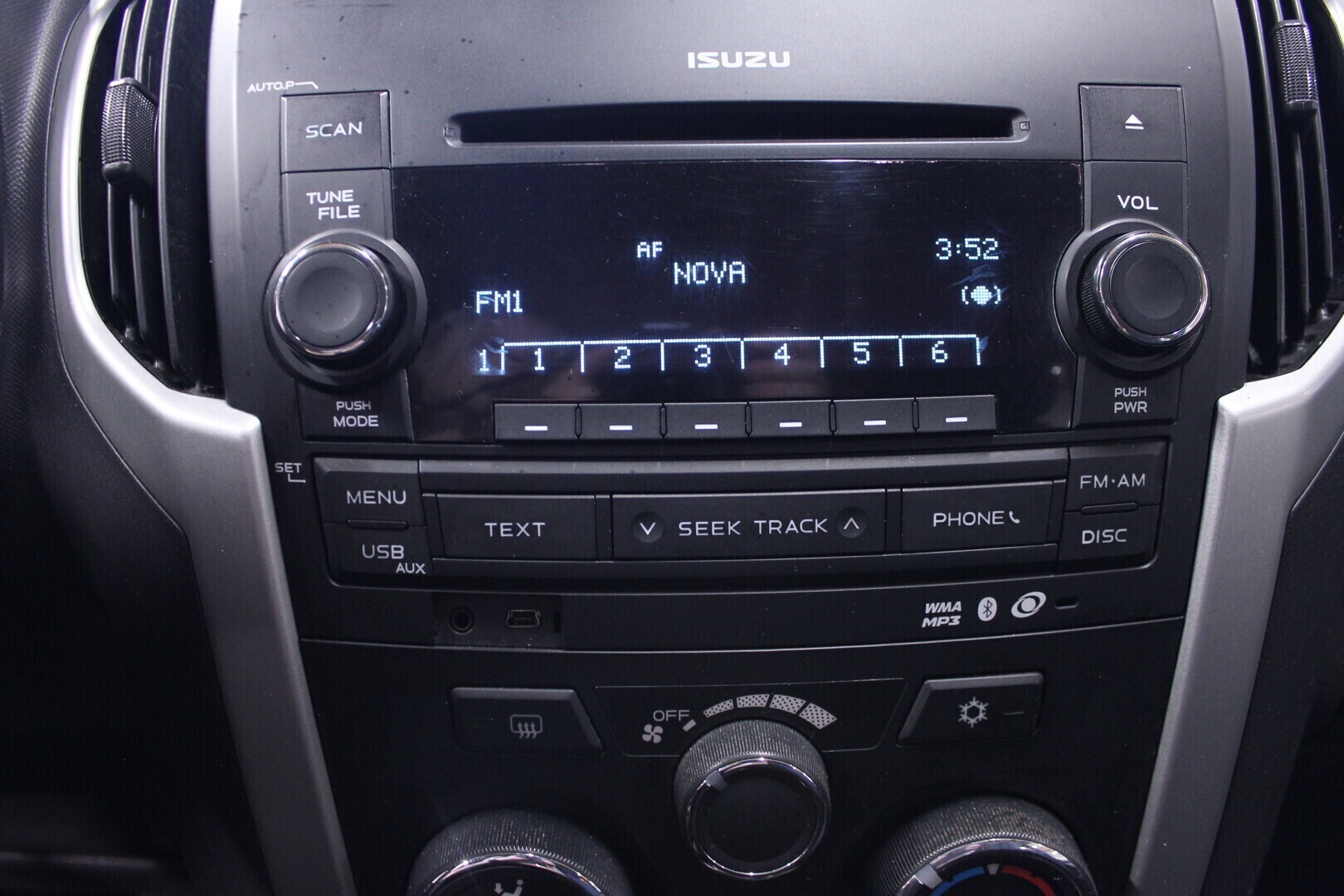 ISUZU D-Max 2012