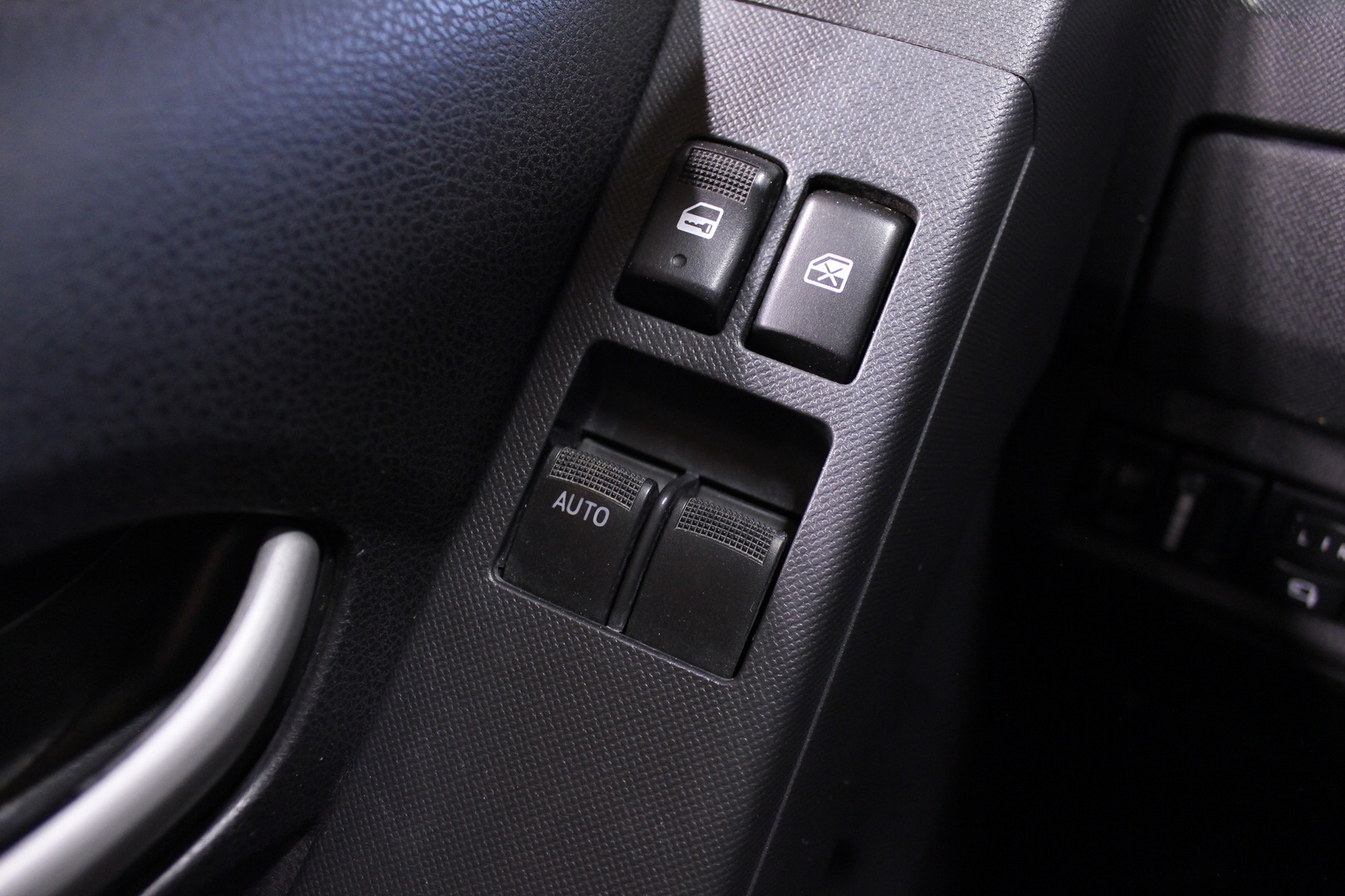ISUZU D-Max 2012