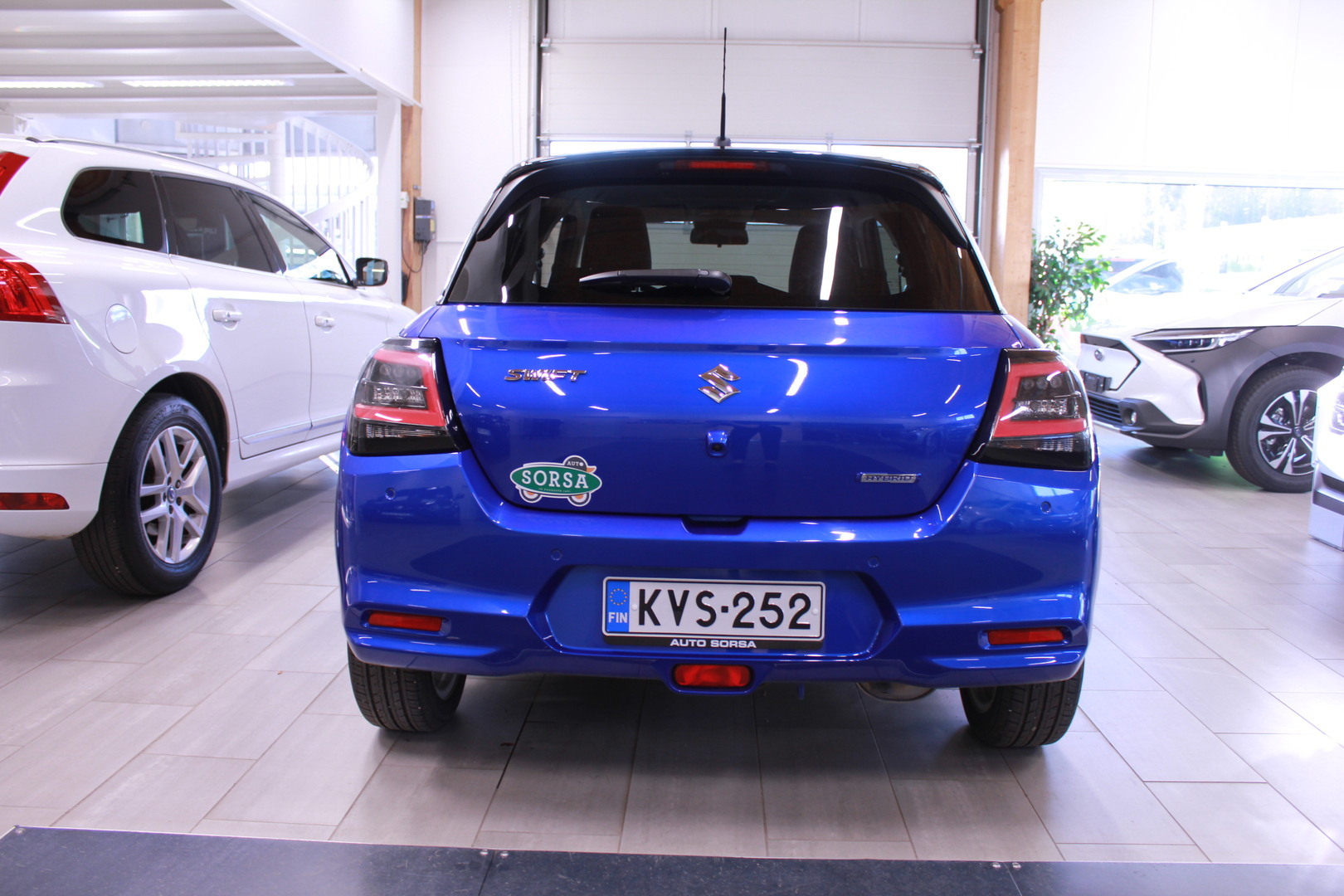 SUZUKI Swift 2024