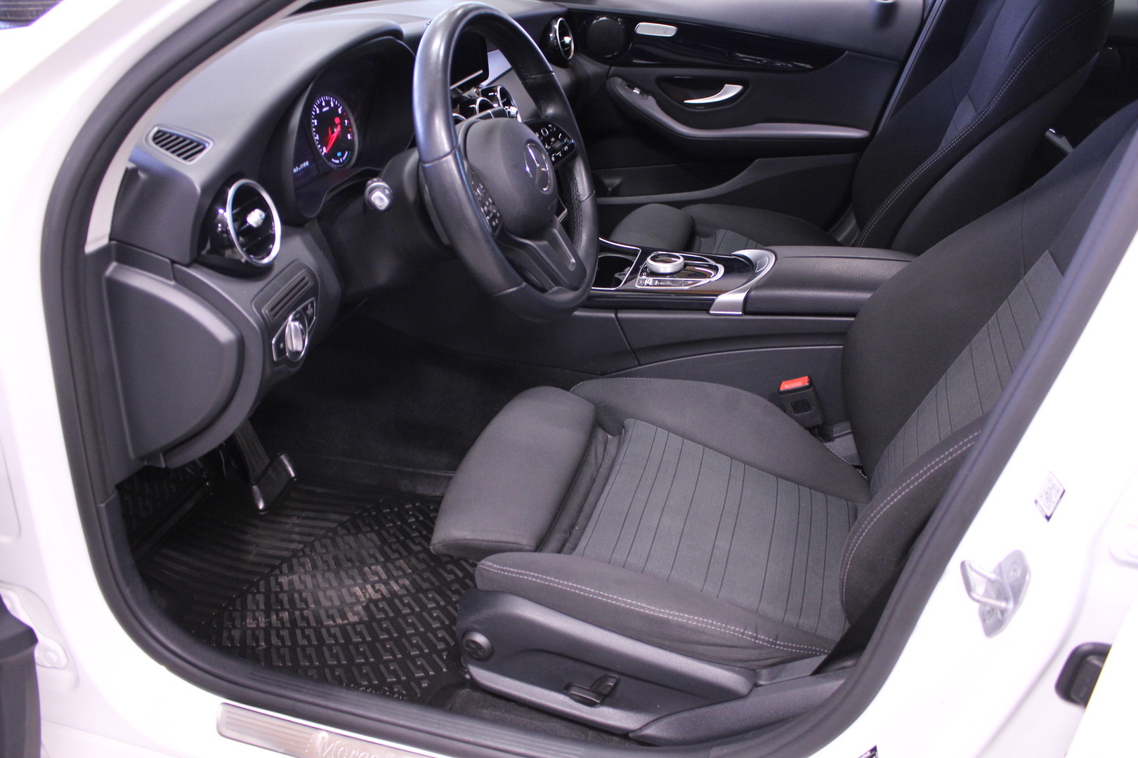 MERCEDES-BENZ C 2018