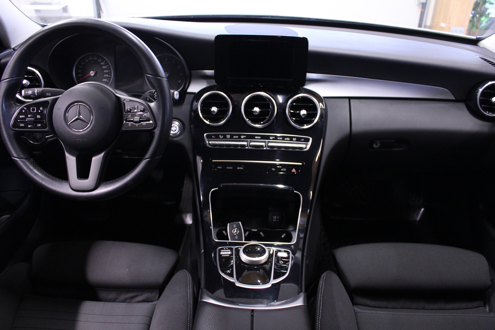 MERCEDES-BENZ C 2018