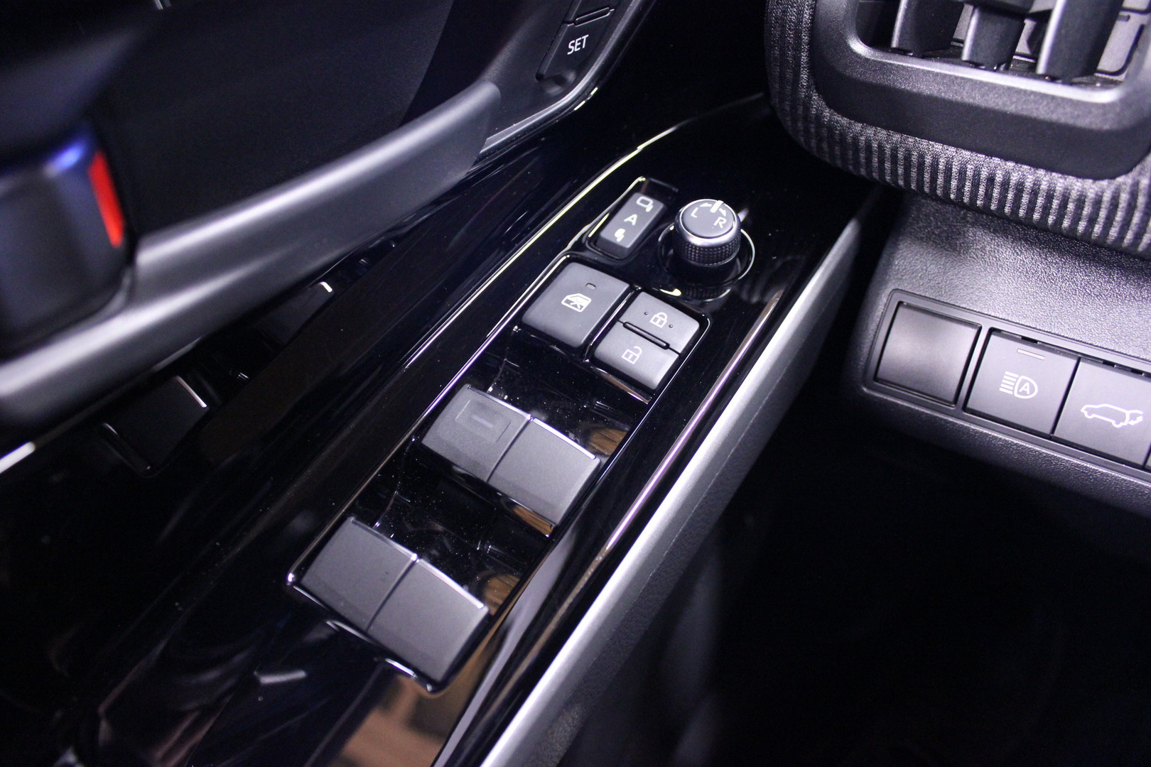 SUBARU Solterra 2025