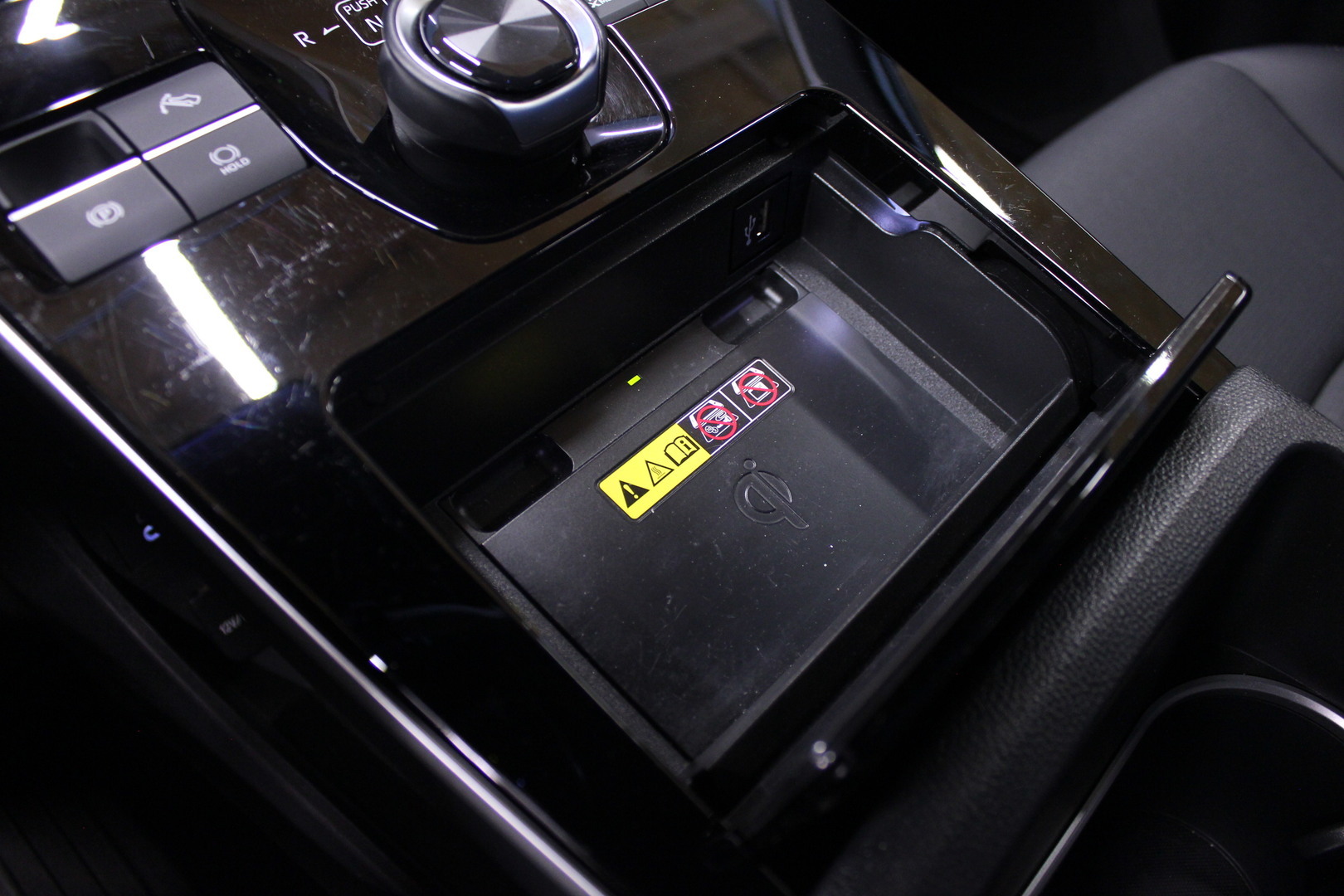 SUBARU Solterra 2025