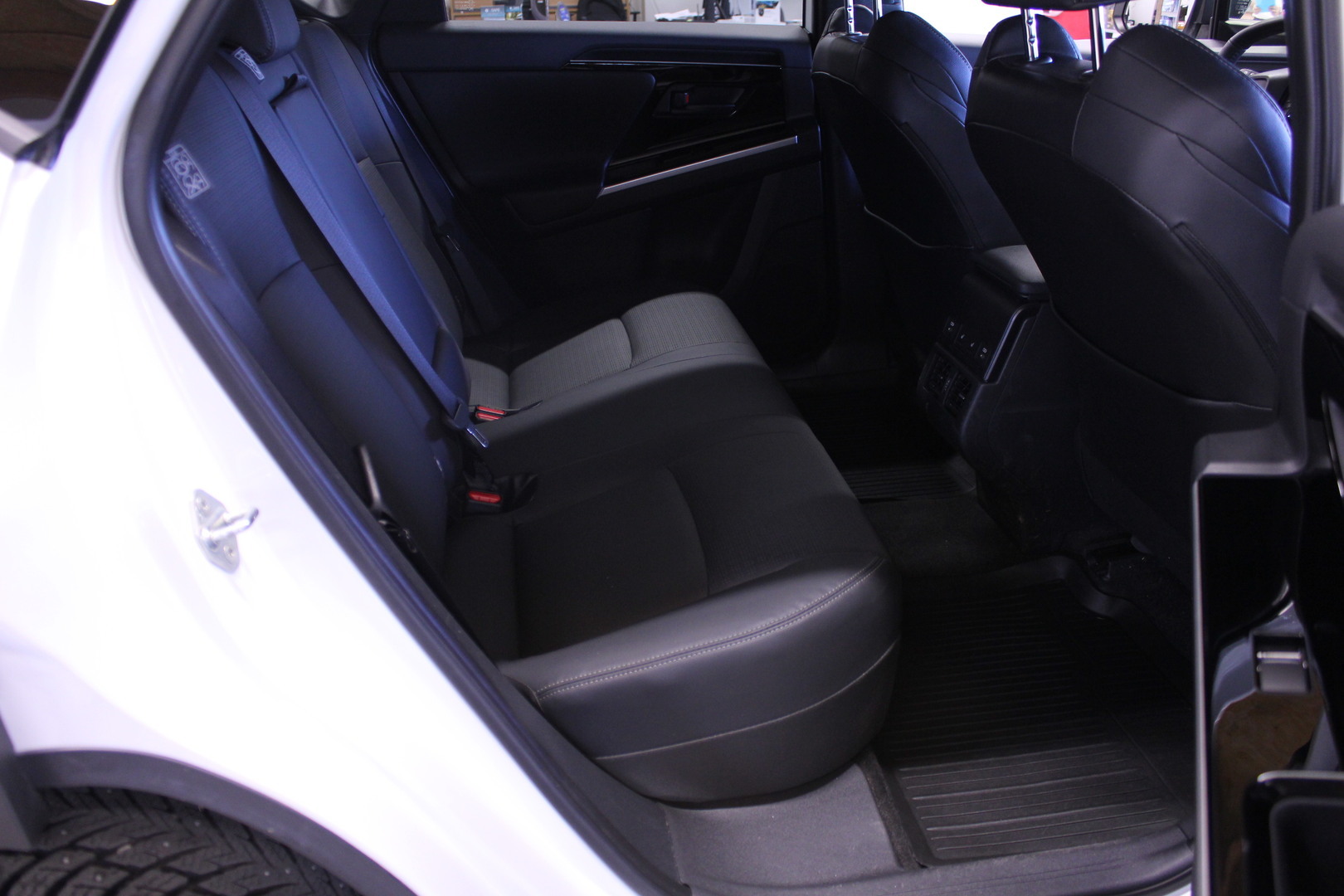 SUBARU Solterra 2025