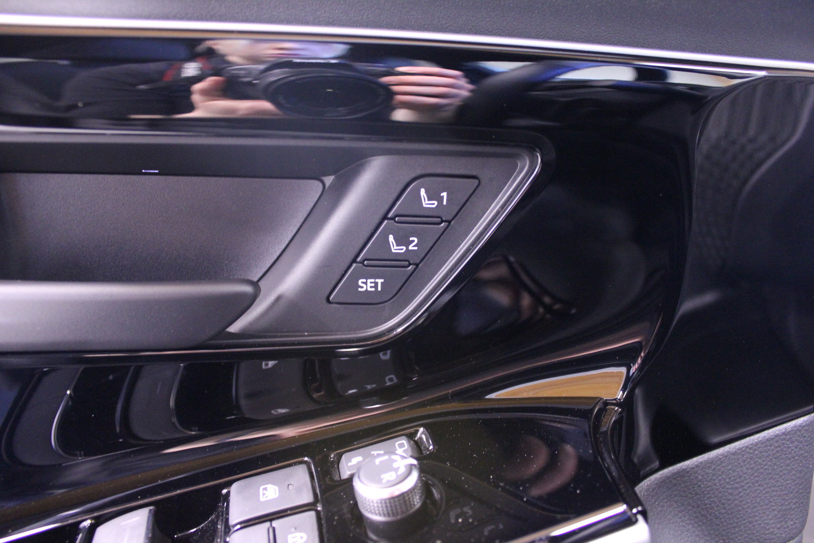 SUBARU Solterra 2025