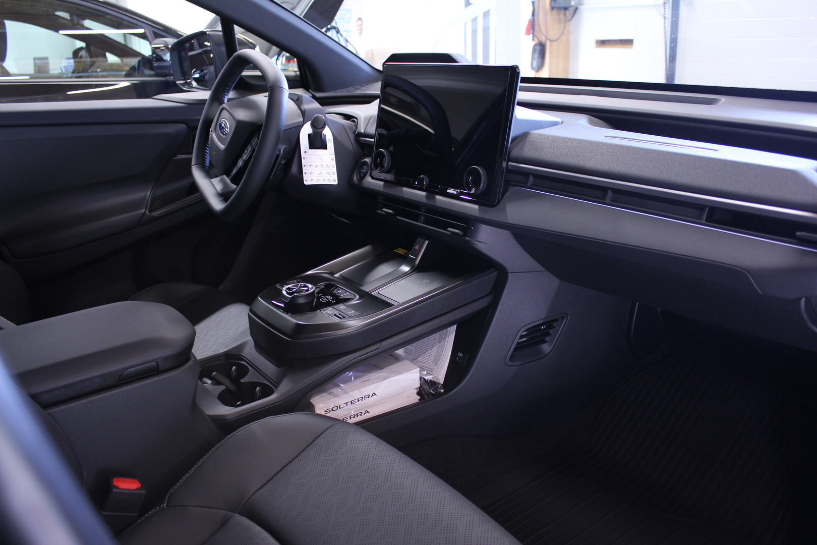 SUBARU Solterra 9