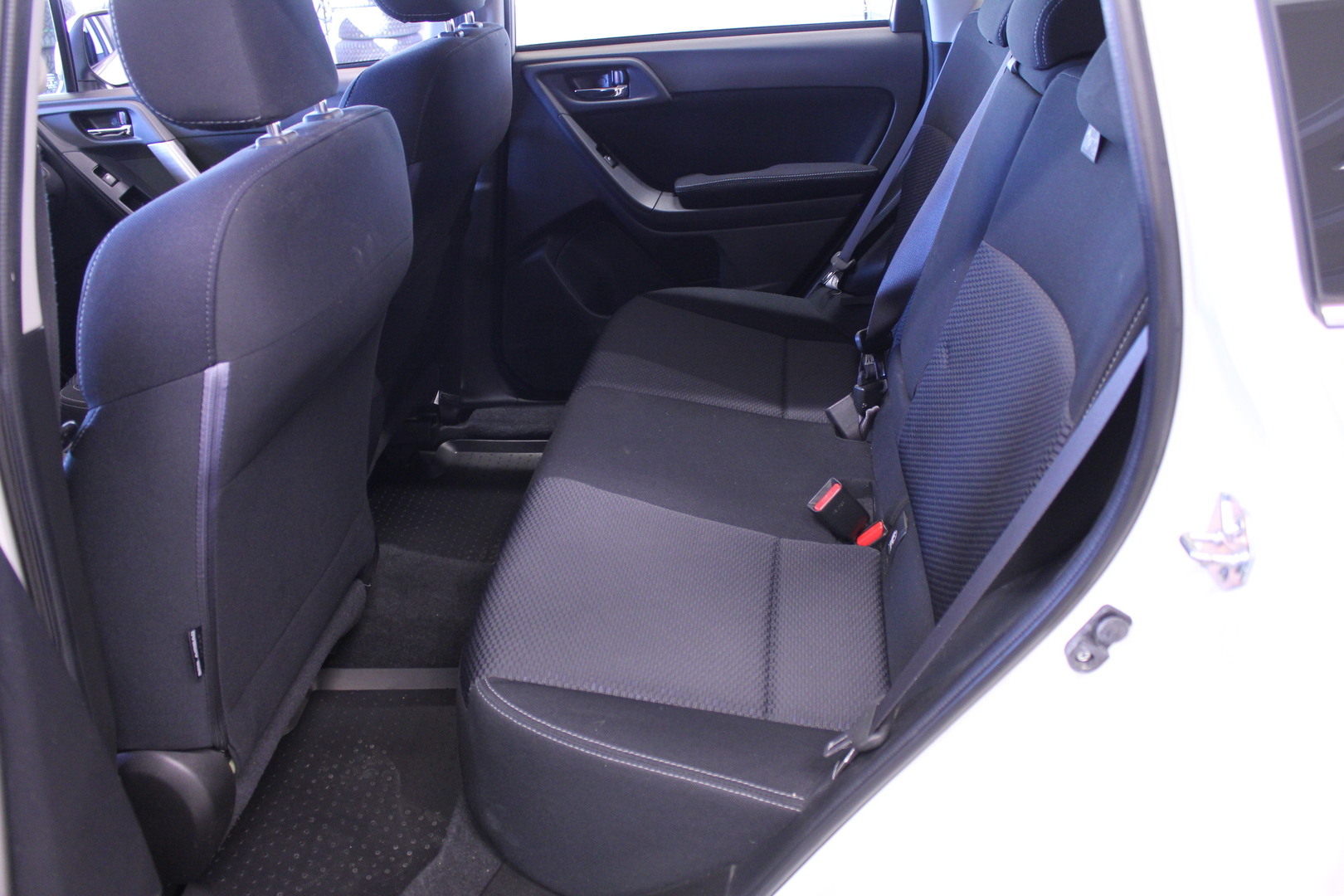 SUBARU Forester 2015