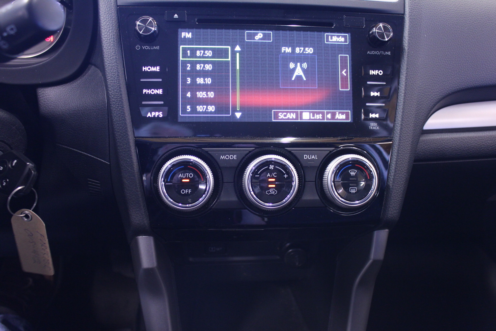 SUBARU Forester 2015