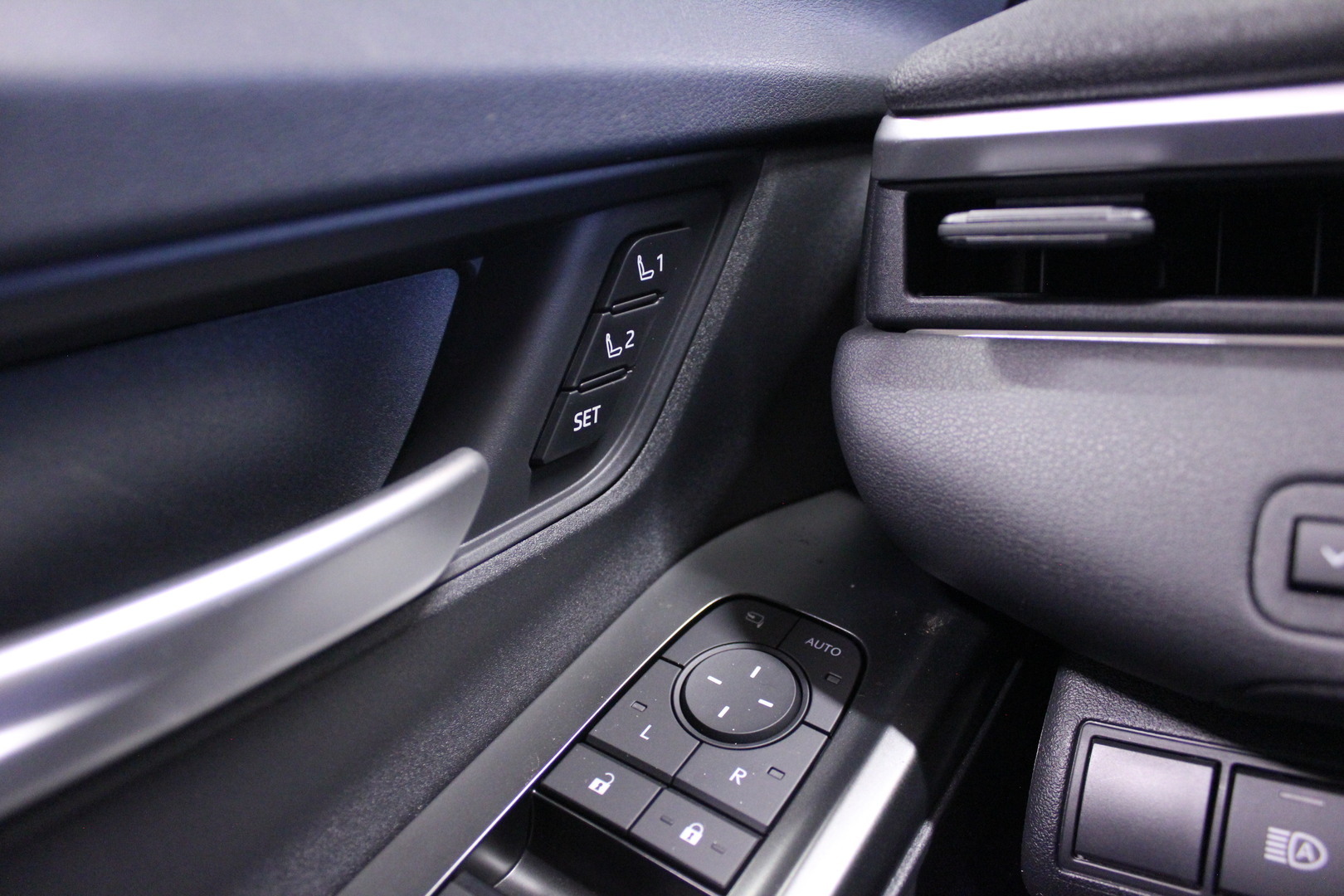 SUBARU Solterra 2026